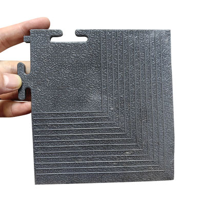 600x600mm ESD قابل للإزالة مضادة للستاتيكية متداخلة مادة الأرضيات الفينيل PVC للمستشفى / غرفة نظيفة