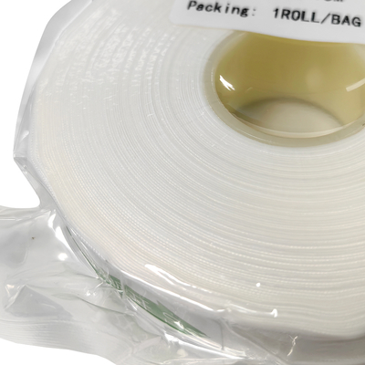 ملفات مسح ميكروفايبر الجافة غير المنسوجة للنظافة لـ LAB