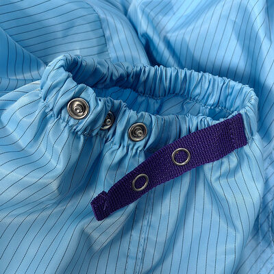 أحذية طويلة من البولي فينيل كلورايد (PVC) ذات نعل ناعم لغرفة التنظيف الخالية من الغبار والمضادة للتفريغ الكهربائي (ESD)